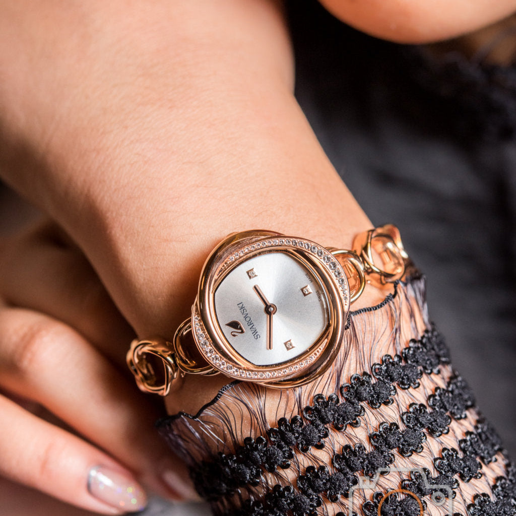 Swarovski Crystal Flower Silver Dial Rose Gold Steel Strap Watch for W