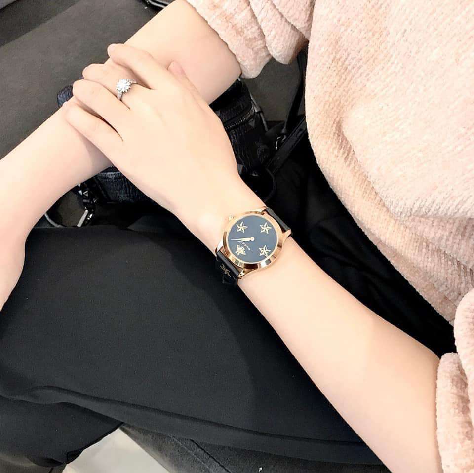 Gucci G Timeless Bee Motif Black Dial Black Leather Strap Watch