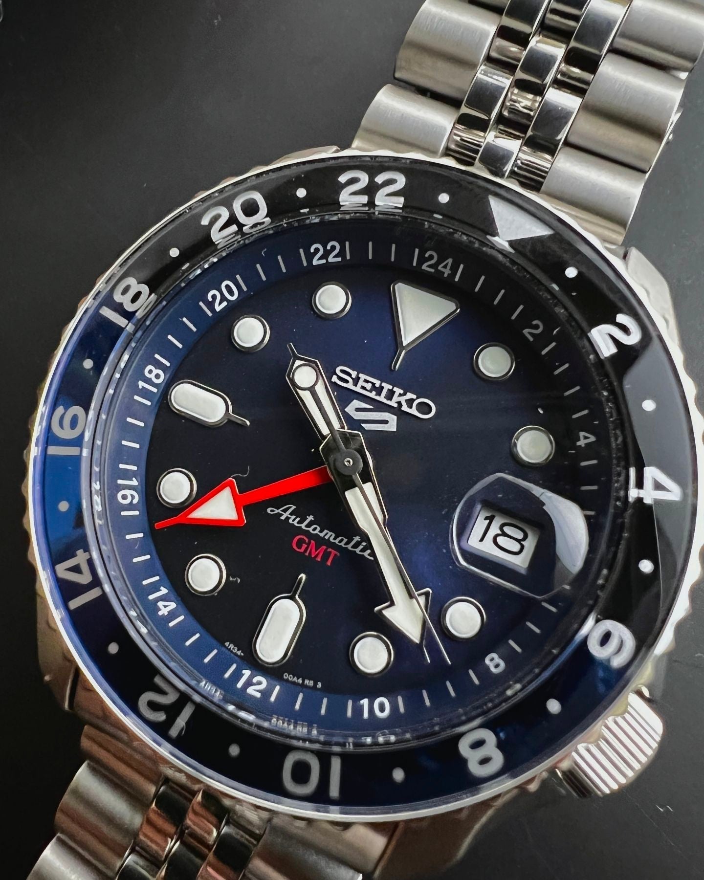 Seiko 5 Sports Special Edition Automatic Grey Dial Silver Steel Strap