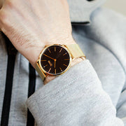 Hugo Boss Horizon Quartz Black Dial Gold Mesh Bracelet Watch For Men - 1513735