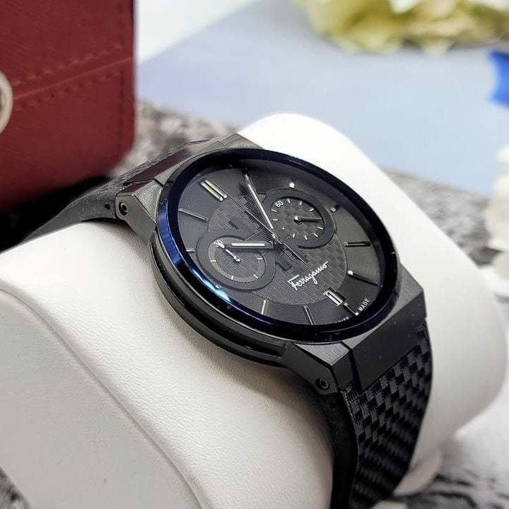 Salvatore Ferragamo Sapphire Black Dial Black Rubber Strap Watch Salvatore Ferragamo Sapphire Black Dial Black Rubber Strap Watch
